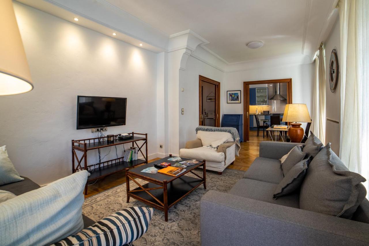 La Concha Cozy Balcony Apartment By Cisan Rentals San Sebastián Exterior foto