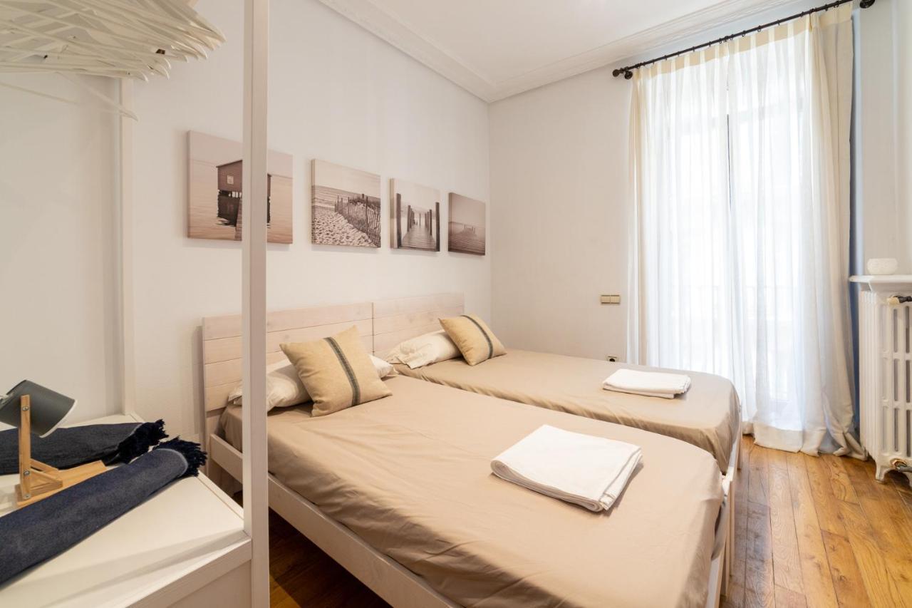 La Concha Cozy Balcony Apartment By Cisan Rentals San Sebastián Exterior foto